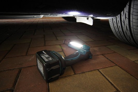 Lanterna 18V Bml801X Makita (Sem Bateria)