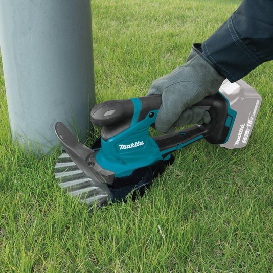Tesoura Para Grama A  Bateria - 12V Max  - Makita - Um600Dz