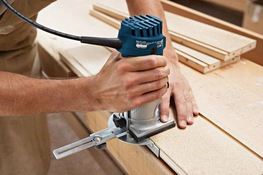Tupia Laminadora 600 W Gkf600 C/ Maleta Bosch - 060160A0E0