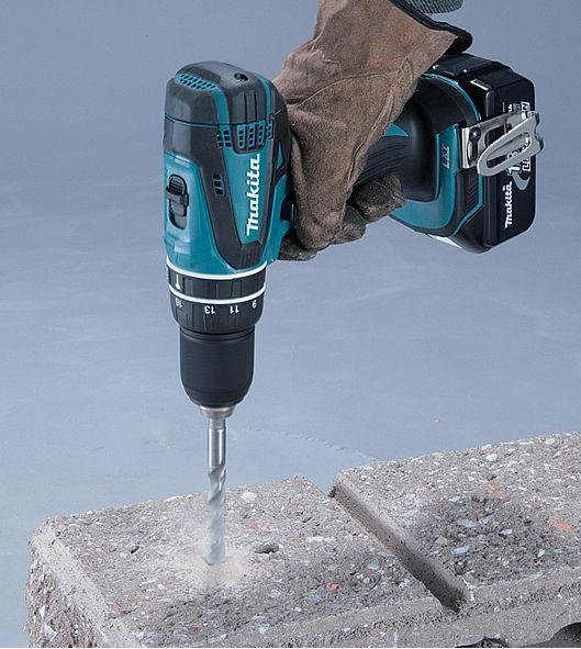 Parafusadeira Furadeira A Bateria 18V - Kit 3 Baterias E Carregador - Dhp456Rfe3-220V - Makita