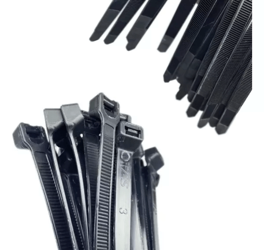 Abracadeira Preta 4.8X300 Flex 100/1 - 3882 - Lotus