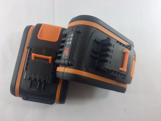 Bateria (par) de Íons de Lítio Worx 20V 4.0Ah - WA3553