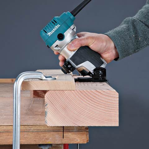 Tupia 6 & 8Mm Makita - Rt0700Cx3-220V