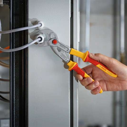 Bosch Alicate Para Bombas De Água 250Mm Vde - 1600A02Ne5