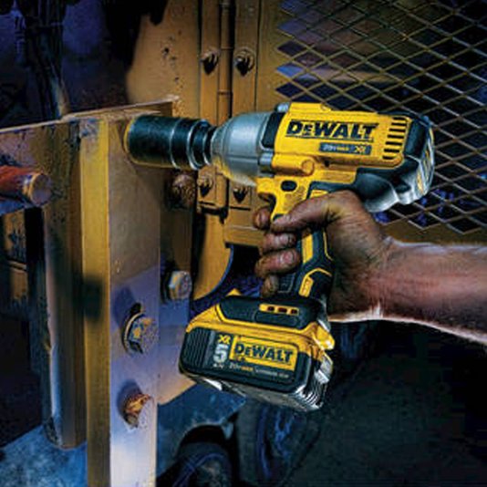 Chave De Impacto 1/2"(13Mm) 20V Max* Xr Brushless Dewalt - Dcf899B-B3