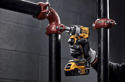 Chave De Impacto Compacta 20V Li-Ion Brushless Atomic Dewalt - Dcf922B-B3