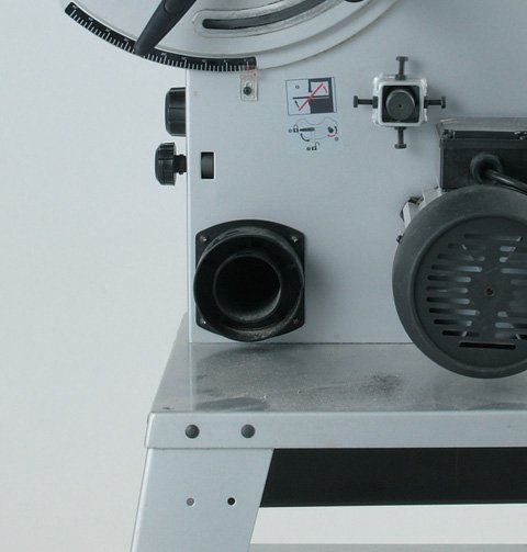 Serra Fita Com Banc Mov - Lb1200F-220V - Makita