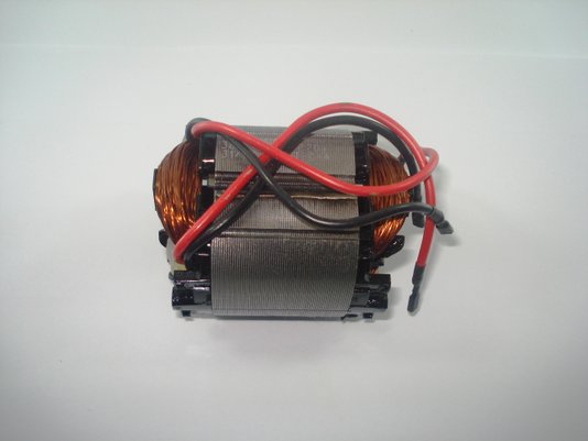 Estator  / Bobina De Campo 220V Para Furadeira Impacto Dewalt - 387745-02