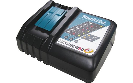 Kit Motoserra Parafusadeiras e Aspirador Makita a Bateria