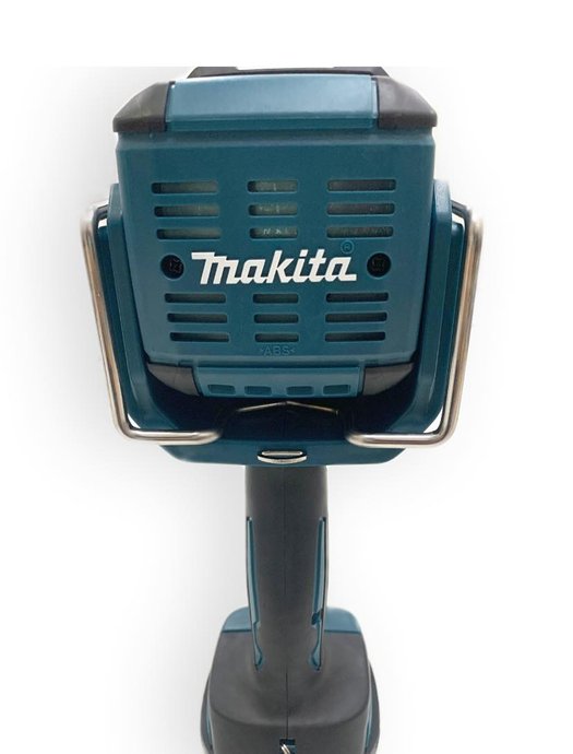 Lanterna De Led Makita 18V Dml812 Sem Carregador E Bateria