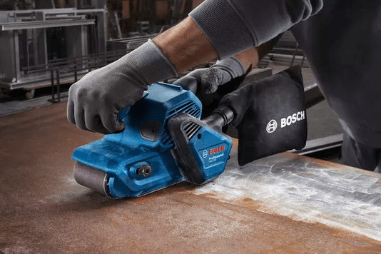 Lixadeira De Cinta Gbs 750 850W 220V 06012C10E0000