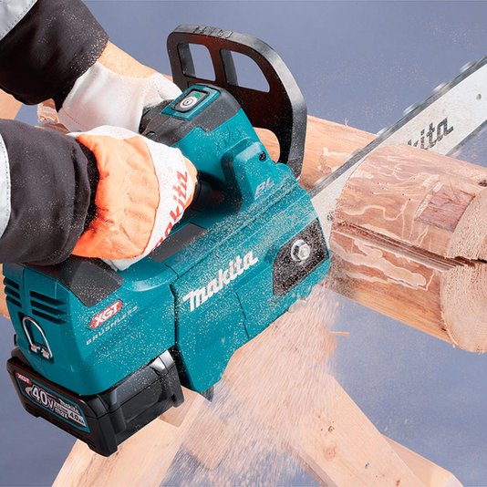 Motosserra A Bateria 40V 300Mm - Uc003Gm101-220V - Makita