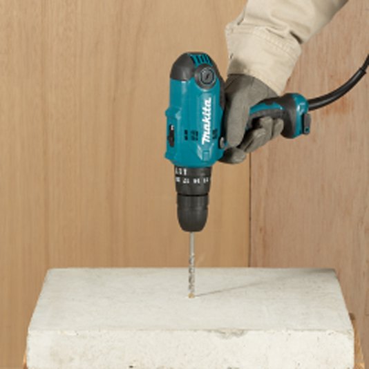 Parafusadeira/Furadeira Impacto Eletrica Hp0300-220V - Makita