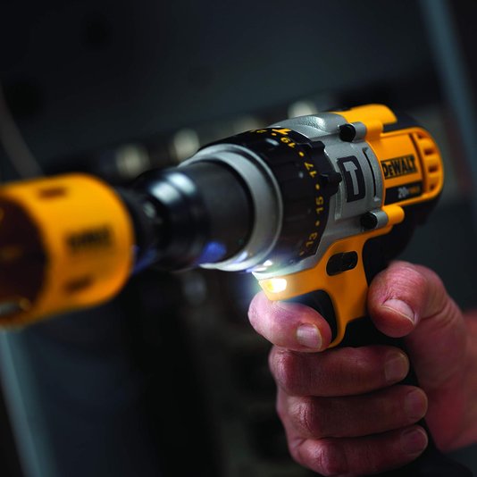 Parafusadeira/Furadeira Impacto 1/2" 20V Dcd985L2-B2 - Dewalt