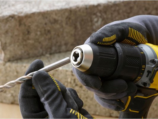 Parafusadeira/Furadeira De Impacto 1/2" 20V Li-Ion Brushless Com Maleta Stanley - Sbd715C2K-Br