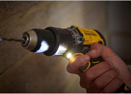 Parafusadeira/Furadeira De Impacto 1/2" 20V Li-Ion Brushless Com Maleta Stanley - Sbd715C2K-Br