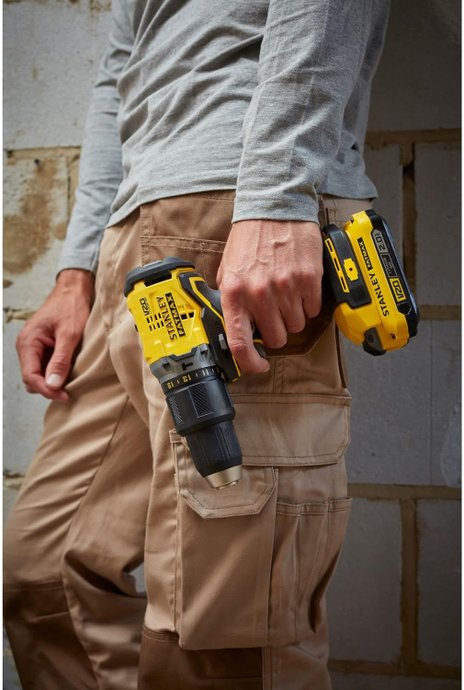 Parafusadeira/Furadeira De Impacto 1/2" 20V Li-Ion Brushless Com Maleta Stanley - Sbd715C2K-Br