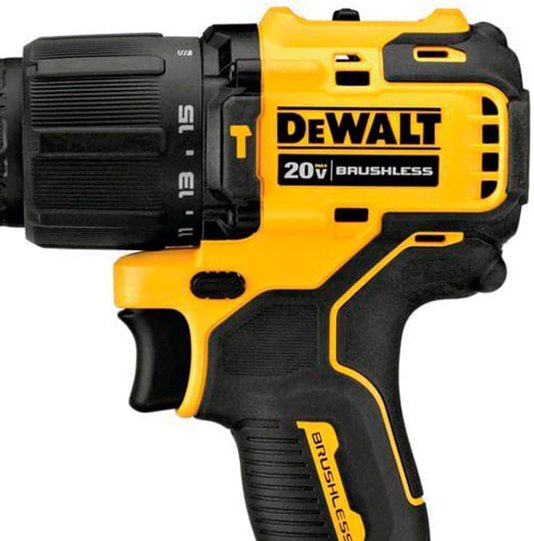 Kit Dewalt Parafusadeira/Furadeira Atomic 1/2"(13 Mm) De Impacto 20V Max* Li-Ion Brushless + 2 Baterias 2.0Ah + Carregador E Bolsa (127V) - Dcd709D2-Br
