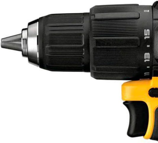 Kit Dewalt Parafusadeira/Furadeira Atomic 1/2"(13 Mm) De Impacto 20V Max* Li-Ion Brushless + 2 Baterias 2.0Ah + Carregador E Bolsa (127V) - Dcd709D2-Br