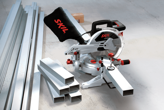 Serra Meia Esquadria 10" 1800W 220V 3310 Skil - F0123310Ja