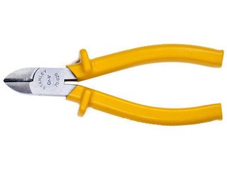 Alicate De Corte Diagonal L Pvc 1000V - 70-020 - Black&Decker