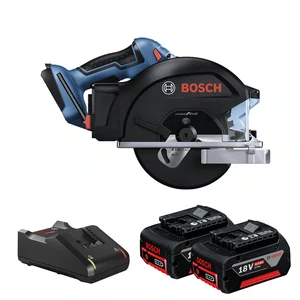 Kit Bosch Serra Circular GKM 18V-50 + Disco 136mm + 2 Baterias 4Ah e Carregador Bivolt
